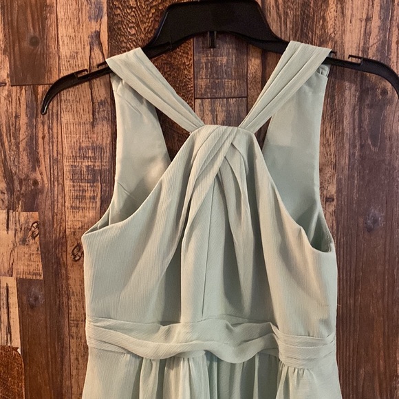 David’s Bridal style #F15600 Meadow green dress size 4 - Picture 2 of 5